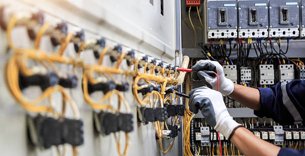 Professional Electrician technician working in Wellsville, UT
